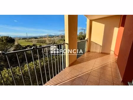 frejus : 3 pièces sans vis-à-vis avec parking privé