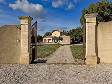 vente maison 6 pièces 200 m² à boulbon (13150)  1 100 000 €