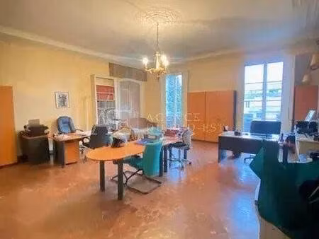 local commercial à louer