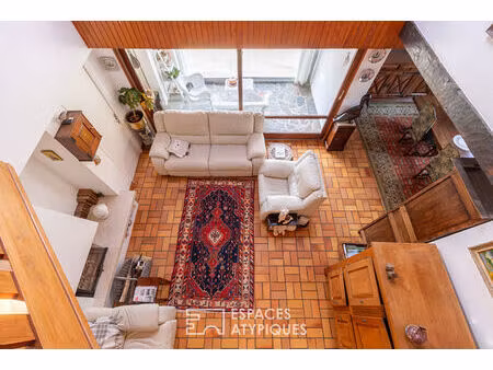 grande maison entourée d'un parc arboré de près de 3ha