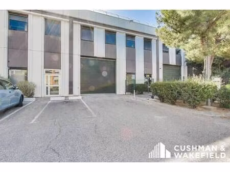 local d'activités à louer