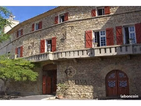 château 16 pièces 800 m²