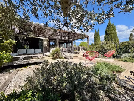 vente maison 6 pièces 194 m² à eguilles (13510)  1 490 000 €