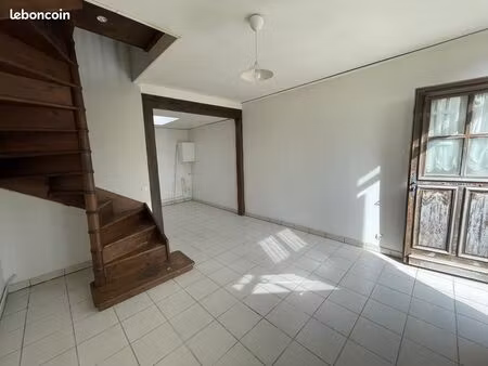 maison 2 pièces 30 m²