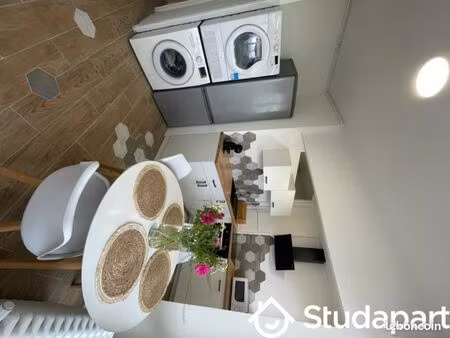 chambre 1 pièce 11 m²