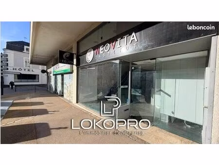 local commercial 85 m² cholet