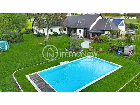 maison 7 pièces 217 m²