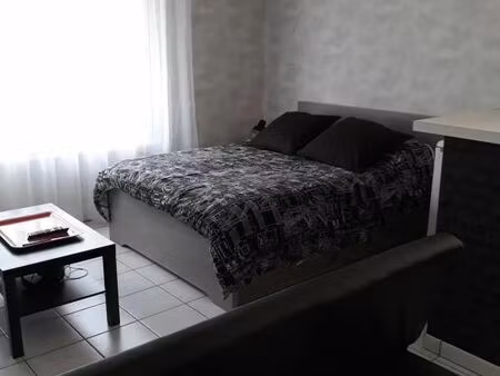 studio 1 pièce 23 m²