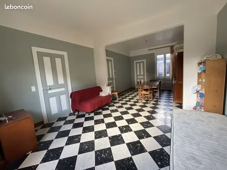 maison 6 pièces 130 m²