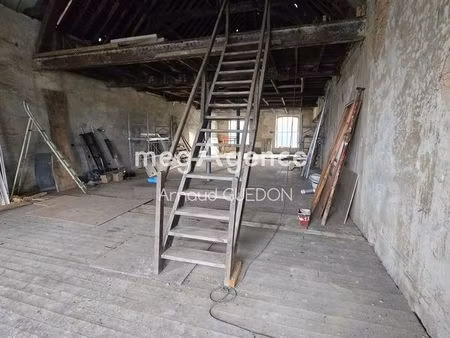 appartement 2 pièces 220 m²