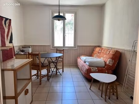 studio 1 pièce 22 m²