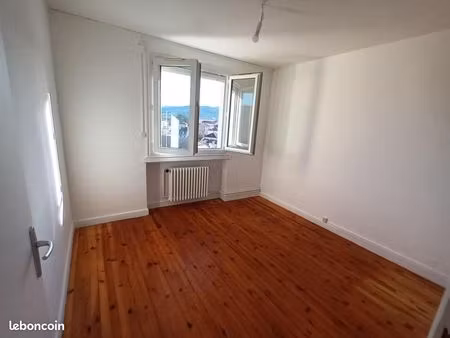 appartement 3 pièces 64 m²