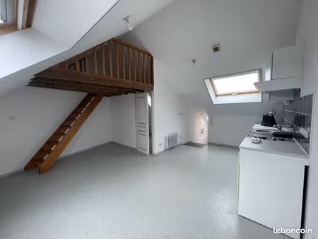 studio 1 pièce 26 m²