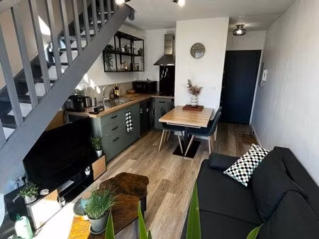 t2 duplex meublé renové – centre bordeaux