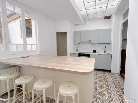maison 8 pièces 89 m²