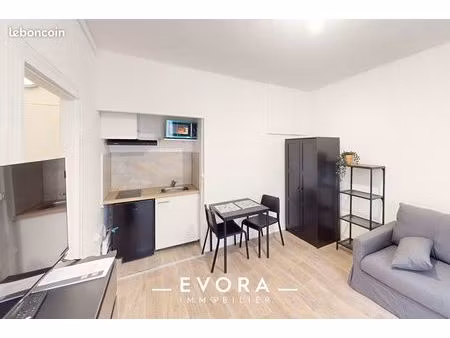 studio 1 pièce 18 m²