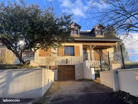 maison 5 pièces 137 m²