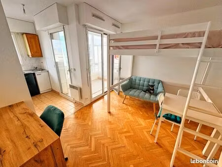 studio hyper centre montigny le bretonneux