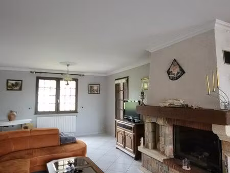 maison familiale 150 m² – jardin 500 m² – sous-sol – garage