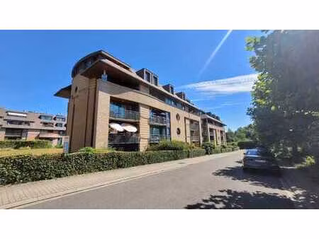 bel appartement de 130m² avec 3 chambres et 1 garage