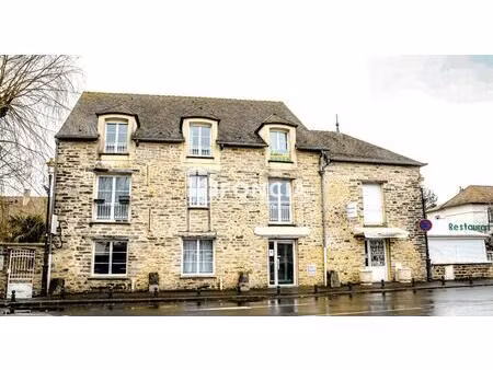 cœur de ville : immeuble rare en excellent état