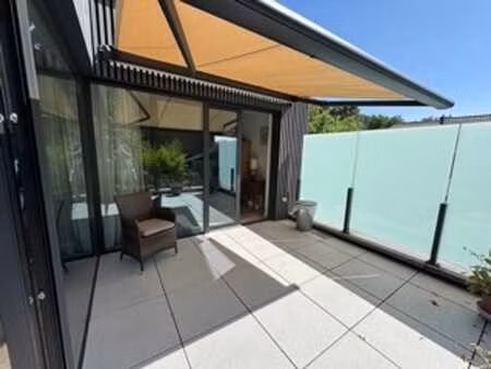 penthouse moderne 2 chambres avec terrasse et parking