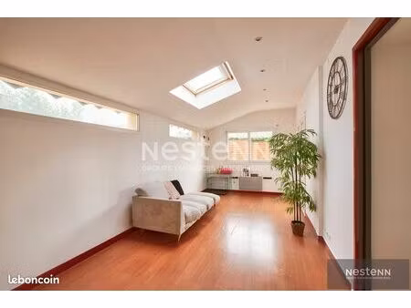 maison 5 pièces 121 m²