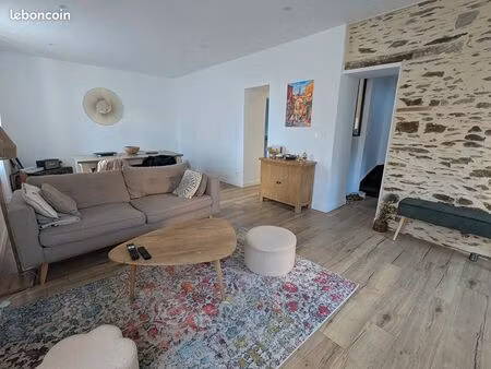maison 6 pièces 145 m²