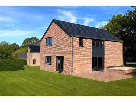 lot 3 - maison 4façades neuve - éco-intelligente!