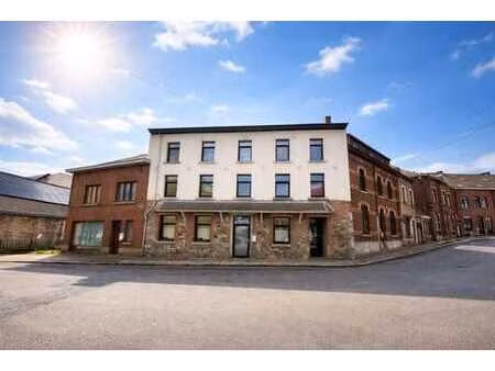 rez-de-chaussée avec jardin