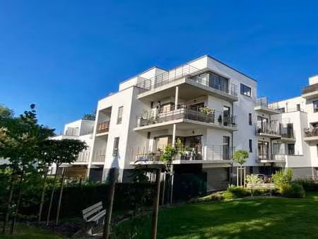 magnifique penthouse de 100m² de 2 chambres et 3 terrasses