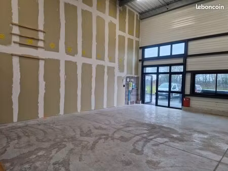 entrepot a louer
