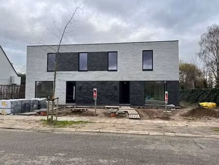 maison à louer à sint-truiden € 1.295 (km19w) | zimmo