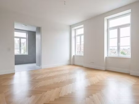 appartement 4 pièces 84 m²