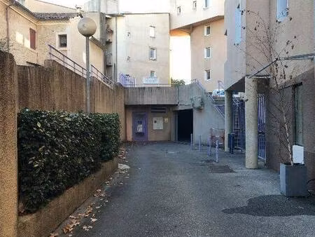 parking à louer