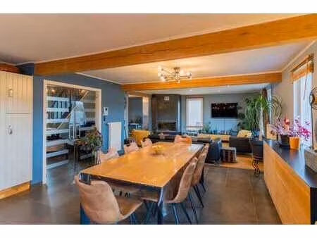 maison de 2008 4ch + 2sdb + jardin