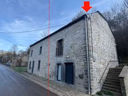 maison 2 chambres + bureau avec terrasse et 2 parkings