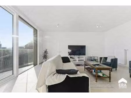 appartement neuf lumineux 1 chambre avec parking à roulers