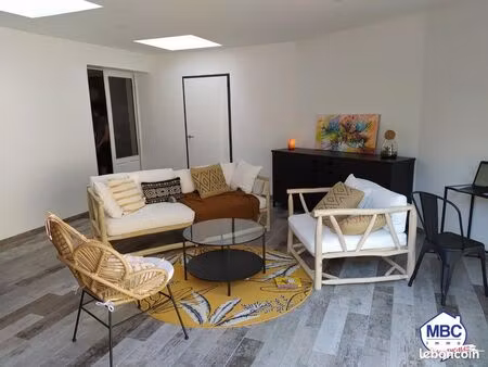 maison 9 pièces 174 m²