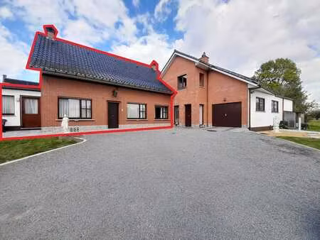 te renoveren woning nabij centrum van brakel