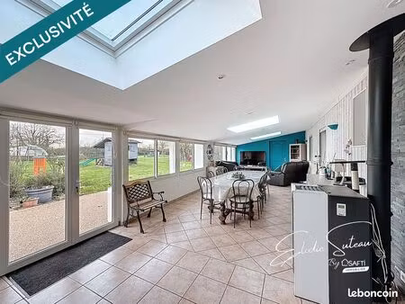 maison 8 pièces 168 m²