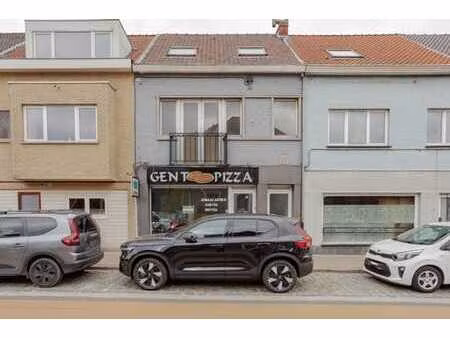 maison spacieuse avec espace extérieur