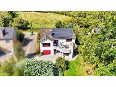 maison de plain pied  3 chambres  caves et garage!