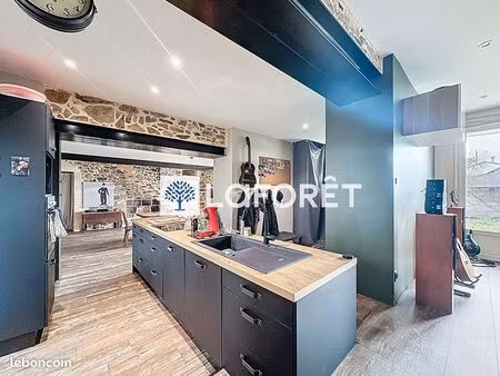 longère 6 pièces 208 m²