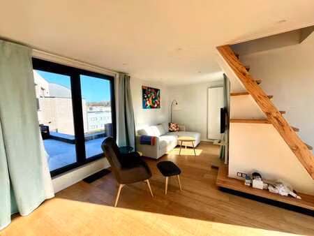 penthouse duplex à uccle  136 m² | loué 2 825 €/mois