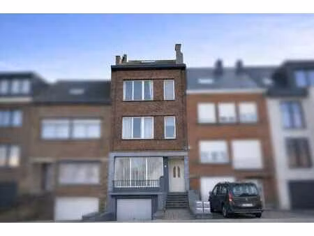 immeuble de rapport 3 app + garage + jardin