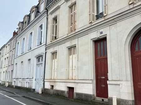 60 m²– gare/lafayette– ideal activite professionnelle et investissement locatif