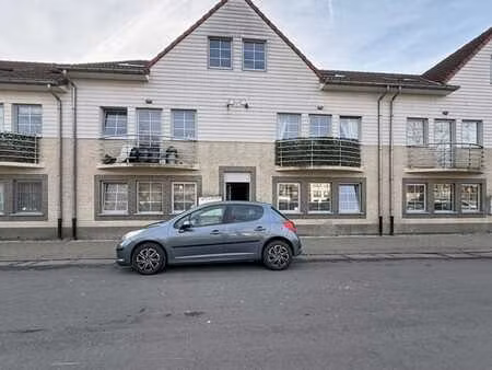 gelijkvloers appartement met 2 kamers en tuintje