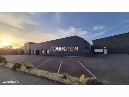 local 3340 m² saint-christophe-du-bois