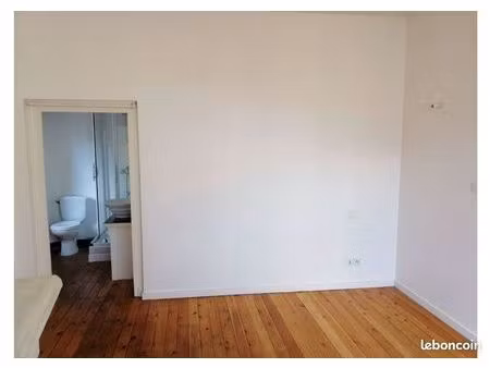 charmant t2 centre ville à louer